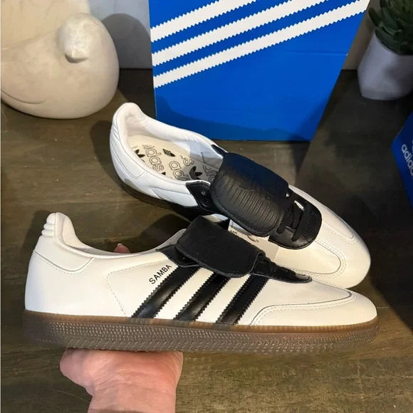 adidas Samba LT Cloud White / Core Black / Gum - Picture 11 of 12